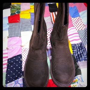 Men’s steeled toe boots